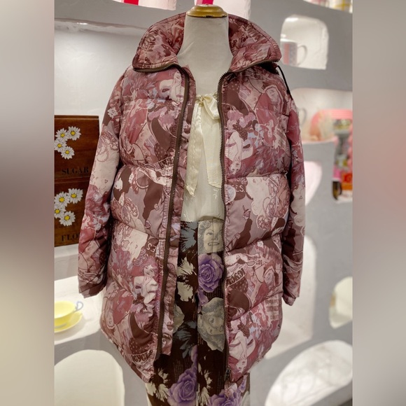 Vintage Art Deco Parisian Themed Illustrations Down Puffer Coat with Hood - Picture 3 of 6